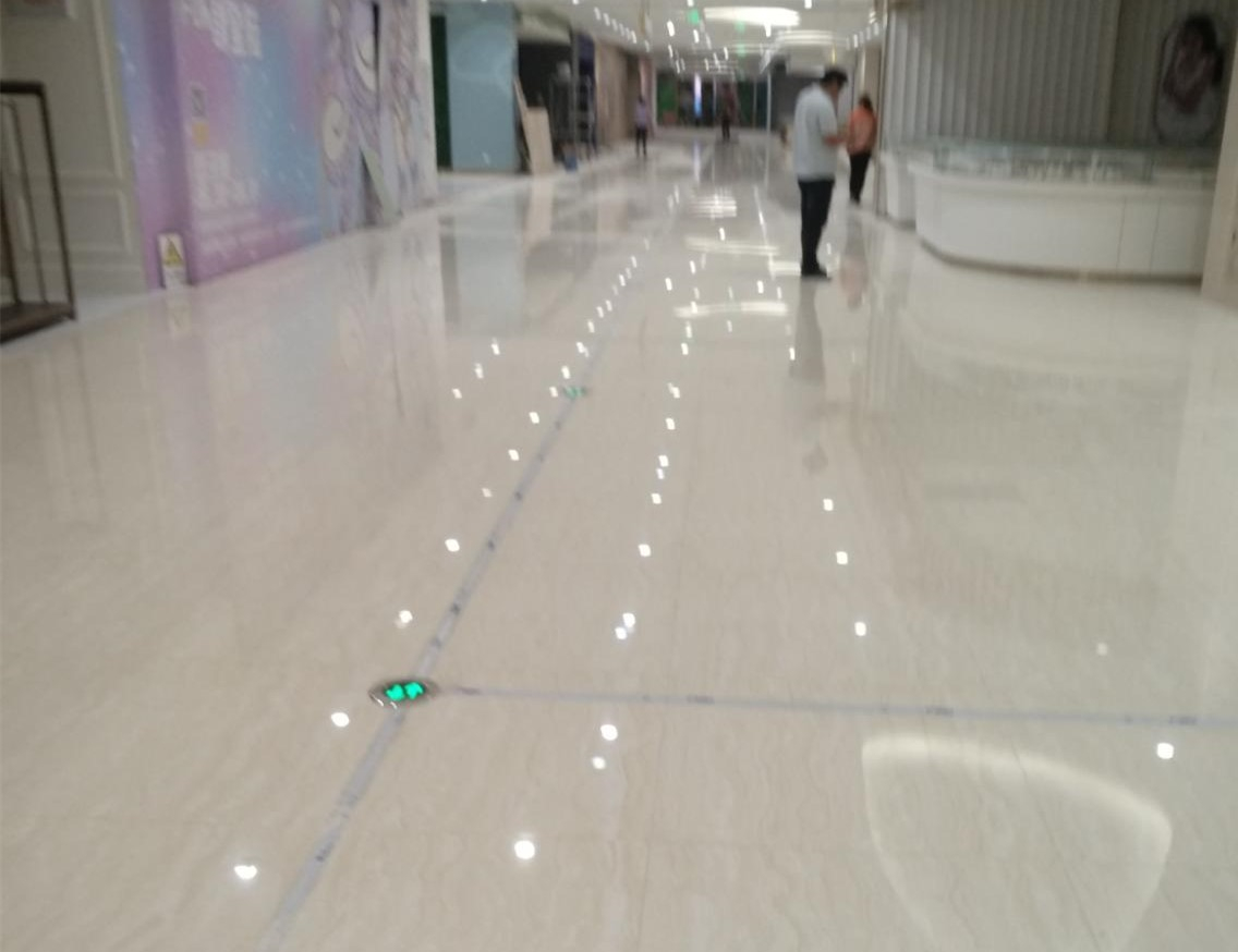 中登广场室内外清洗